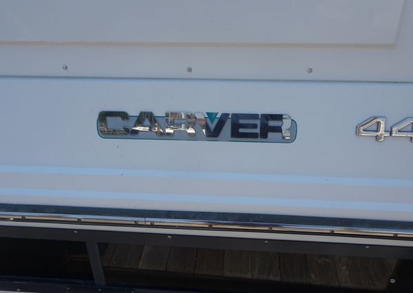 Carver 440-AFT-CABIN-MOTOR-YACHT image