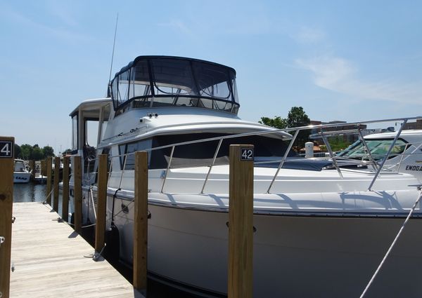 Carver 440-AFT-CABIN-MOTOR-YACHT image