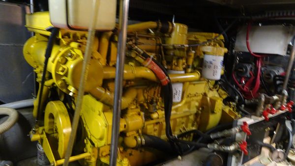 Carver 440-AFT-CABIN-MOTOR-YACHT image