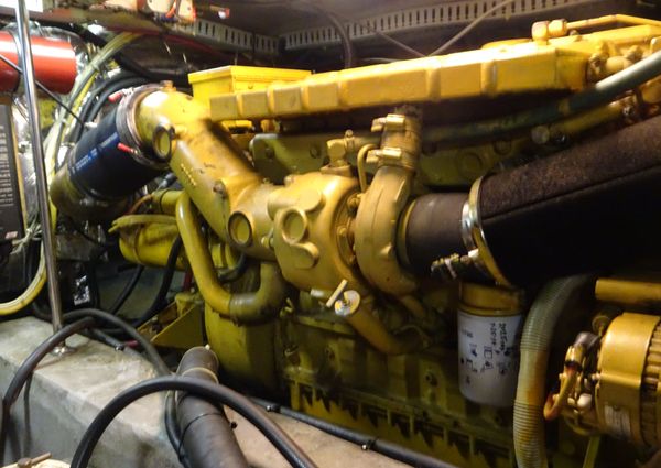 Carver 440-AFT-CABIN-MOTOR-YACHT image