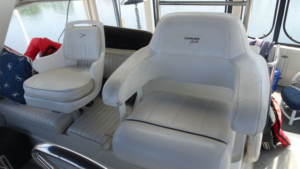 Carver 440-AFT-CABIN-MOTOR-YACHT image