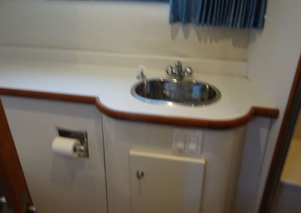 Carver 440-AFT-CABIN-MOTOR-YACHT image