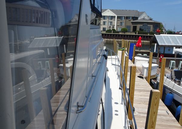 Carver 440-AFT-CABIN-MOTOR-YACHT image