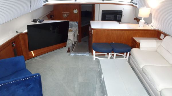 Carver 440-AFT-CABIN-MOTOR-YACHT image