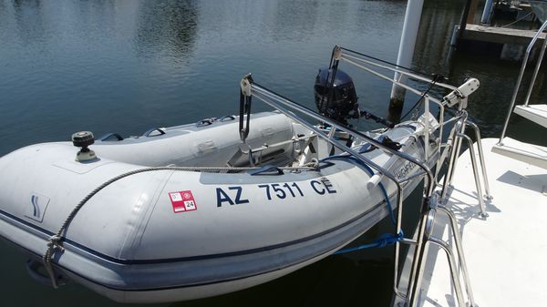 Carver 440-AFT-CABIN-MOTOR-YACHT image