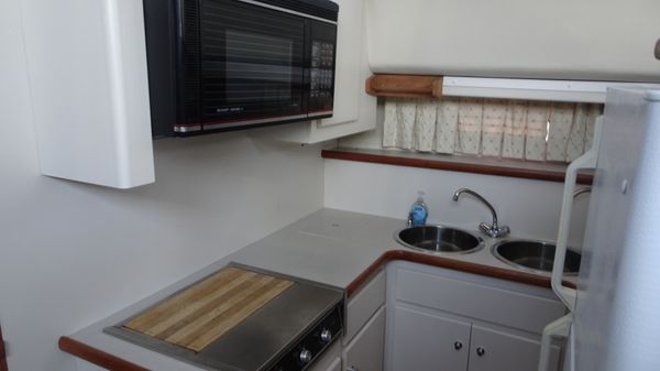 Carver 440-AFT-CABIN-MOTOR-YACHT image