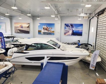 Beneteau GT 32 image