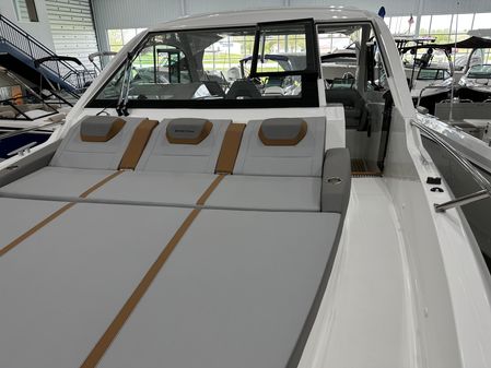 Beneteau GT 32 image