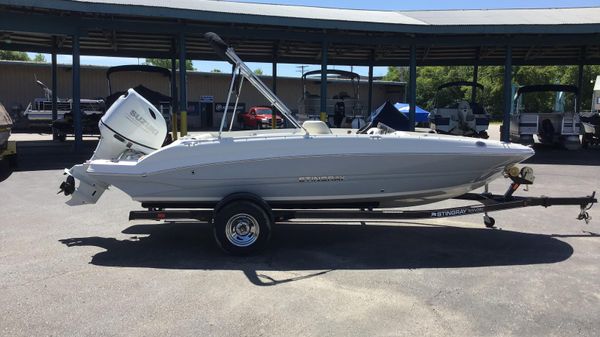 Stingray 182Sc Side Console