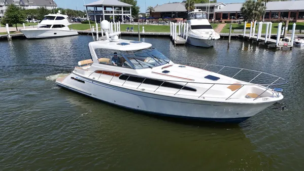 Chris-Craft Roamer 40 
