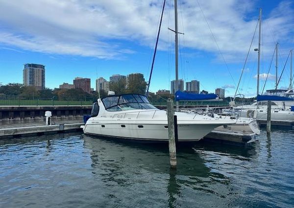 Cruisers-yachts 3375 image