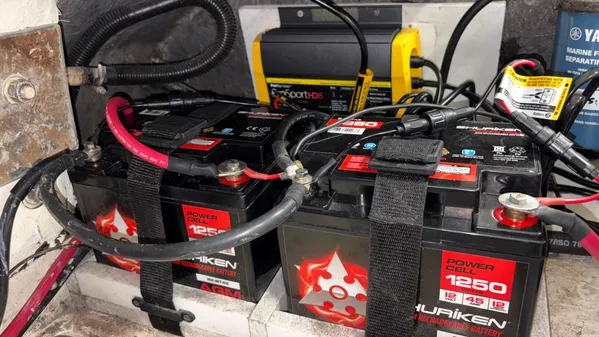 Zodiac Yachtline 420 Deluxe image