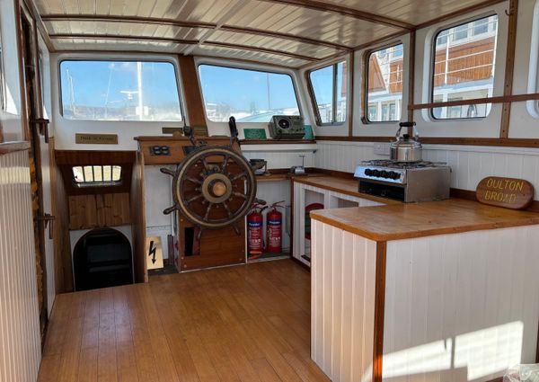 Dutch-barge 58-HOUSEBOAT image