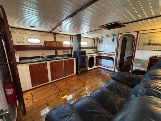 Dutch-barge 58-HOUSEBOAT image