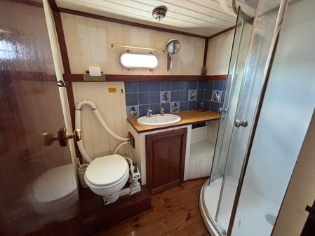 Dutch-barge 58-HOUSEBOAT image