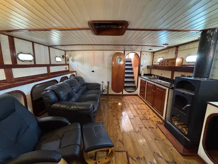 Dutch-barge 58-HOUSEBOAT image