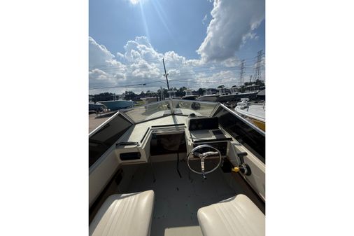 Boston-whaler REVENGE-20 image