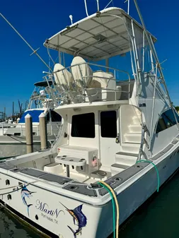 Luhrs 36 Convertible 