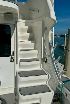 Luhrs 36 Convertible image
