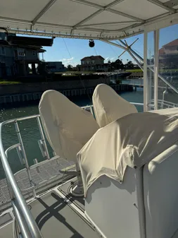 Luhrs 36 Convertible image