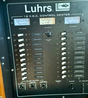 Luhrs 36 Convertible image