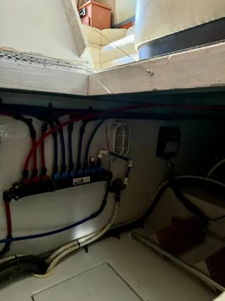 Luhrs 36 Convertible image