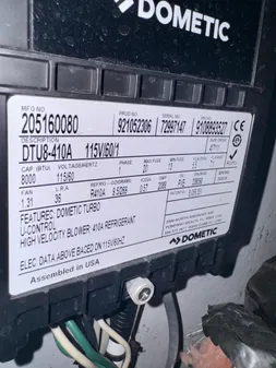 Luhrs 36 Convertible image