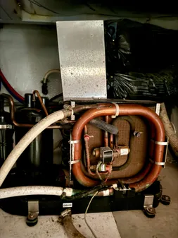 Luhrs 36 Convertible image