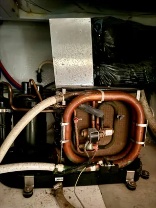 Luhrs 36 Convertible image