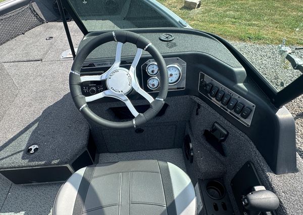 Lund 1775-IMPACT-XS-SPORT image