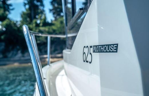 Quicksilver 625-PILOTHOUSE image