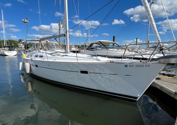 Beneteau 423 image