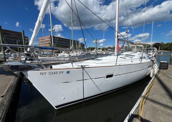 Beneteau 423 image