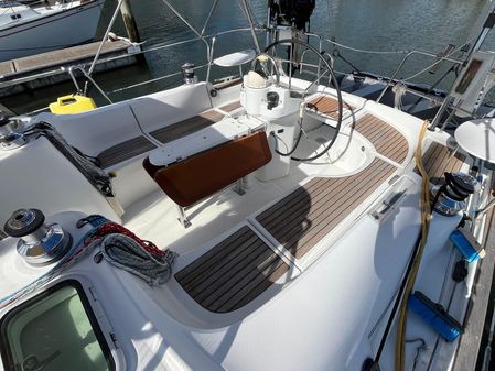 Beneteau 423 image