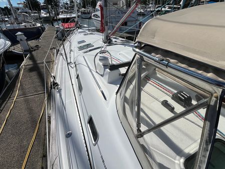 Beneteau 423 image