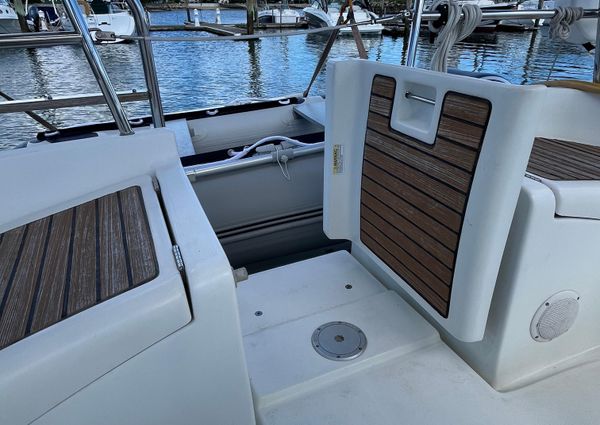 Beneteau 423 image