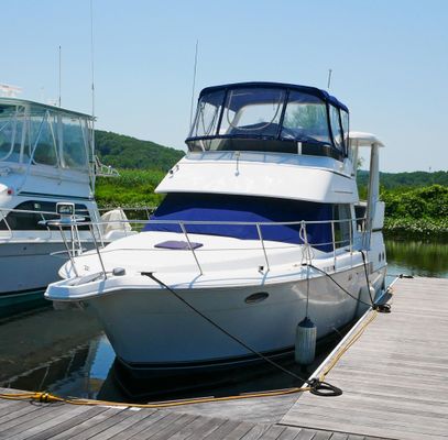 Carver 356-AFT-CABIN-MOTOR-YACHT - main image