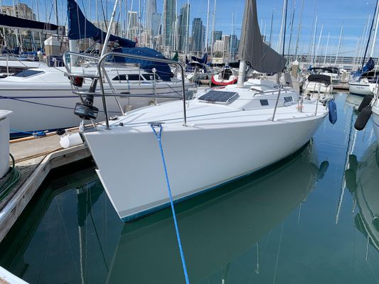 J Boats J/105 - main image