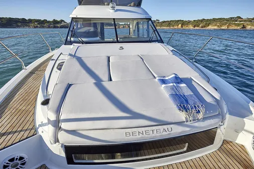 Beneteau ANTARES-12-FLY image