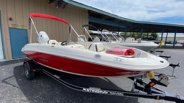 Stingray 182Sc Side Console