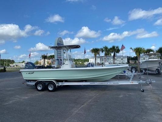 Bulls Bay 2400 - main image