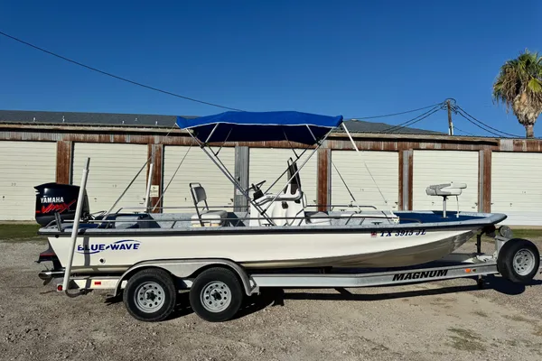 Blue Wave 220 Classic image