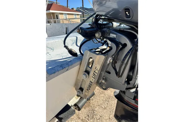 Blue Wave 220 Classic image