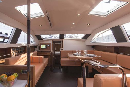 Wauquiez PILOT-SALOON-48 image