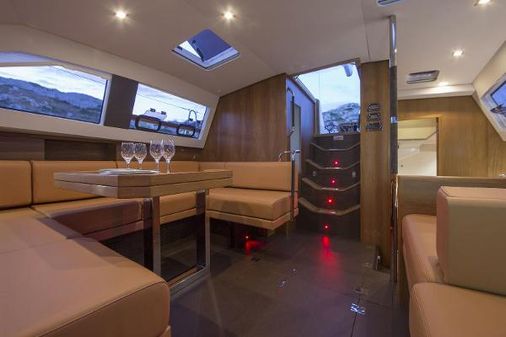 Wauquiez PILOT-SALOON-48 image