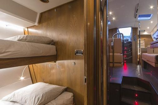 Wauquiez PILOT-SALOON-48 image