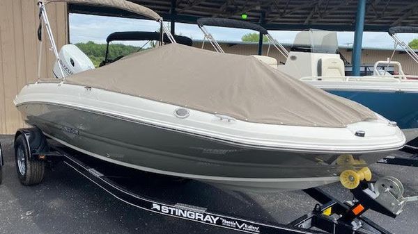 Stingray 182Sc Side Console