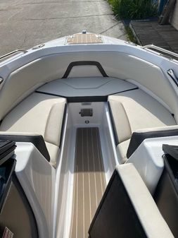 Monterey 224FS-LUXURY-FAMILY-BOWRIDER image