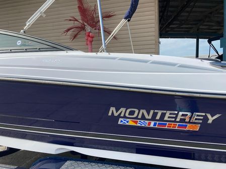 Monterey 224FS-LUXURY-FAMILY-BOWRIDER image