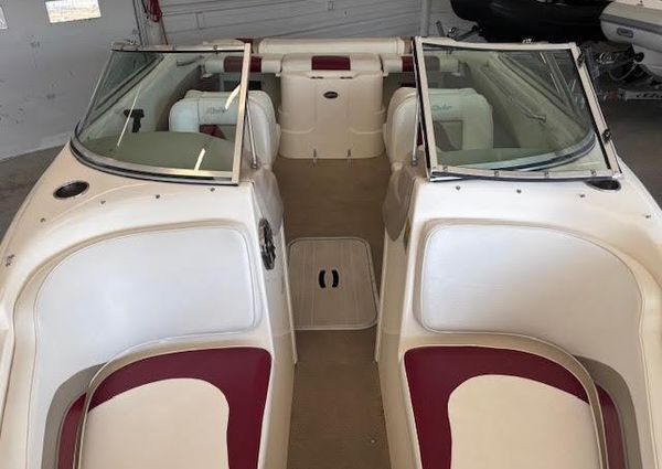 Rinker CAPTIVA-212 image